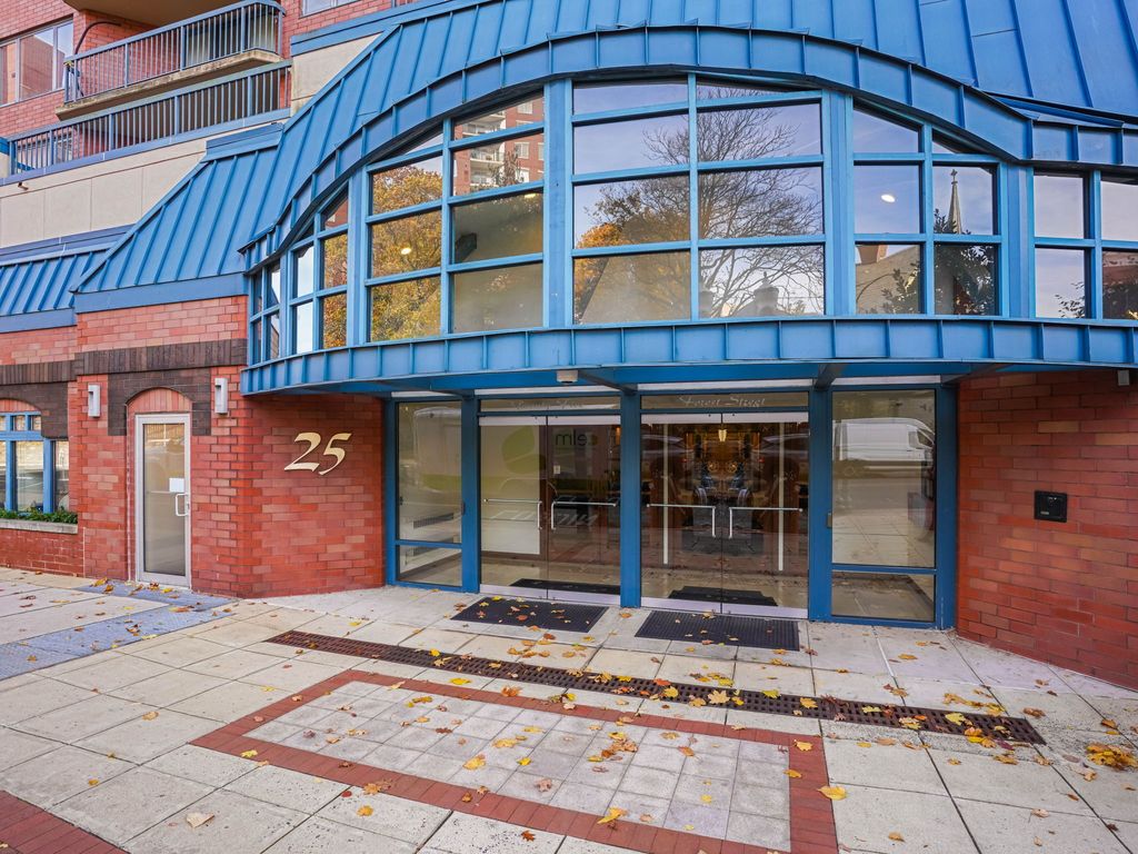 Photo of 25 Forest Street #APT 4A, Stamford, CT 06901 (MLS # 24140008)