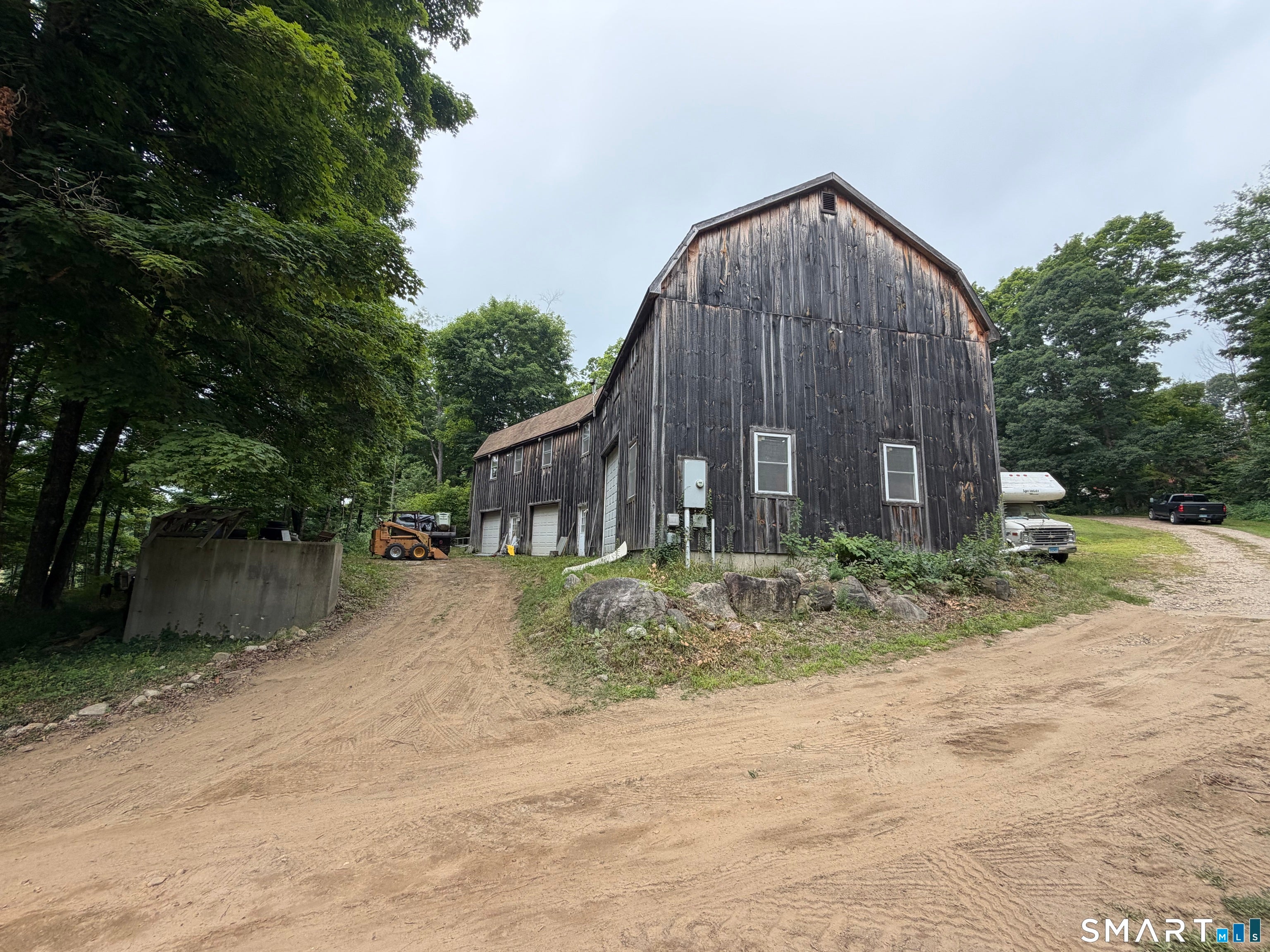 1318 Litchfield Turnpike