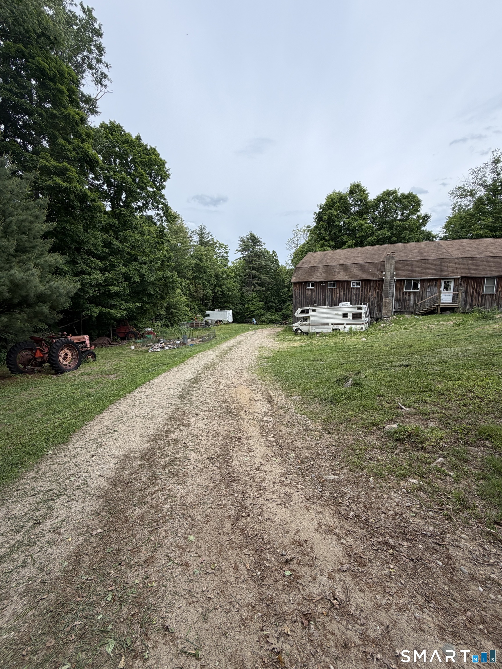 1318 Litchfield Turnpike