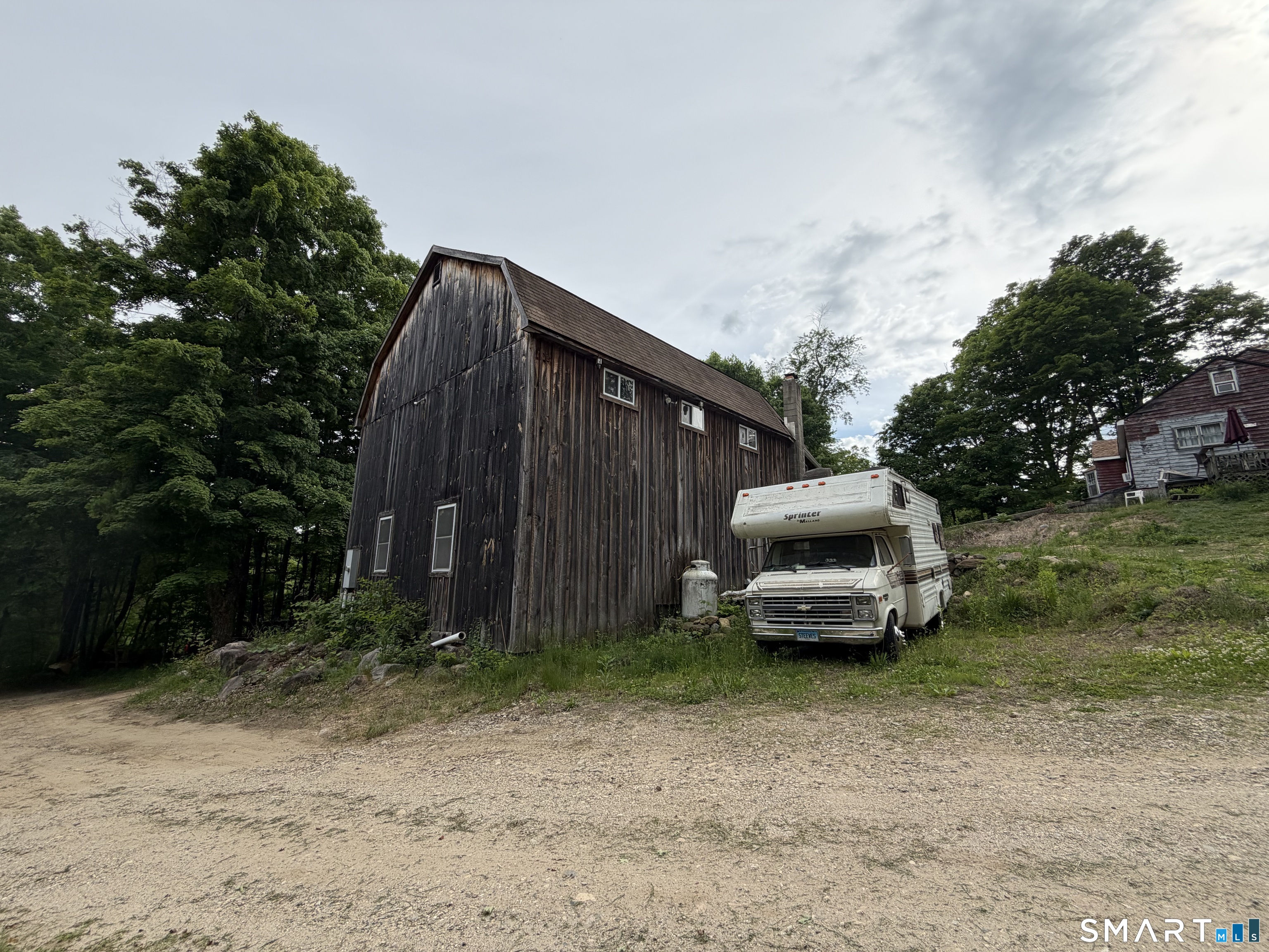 1318 Litchfield Turnpike