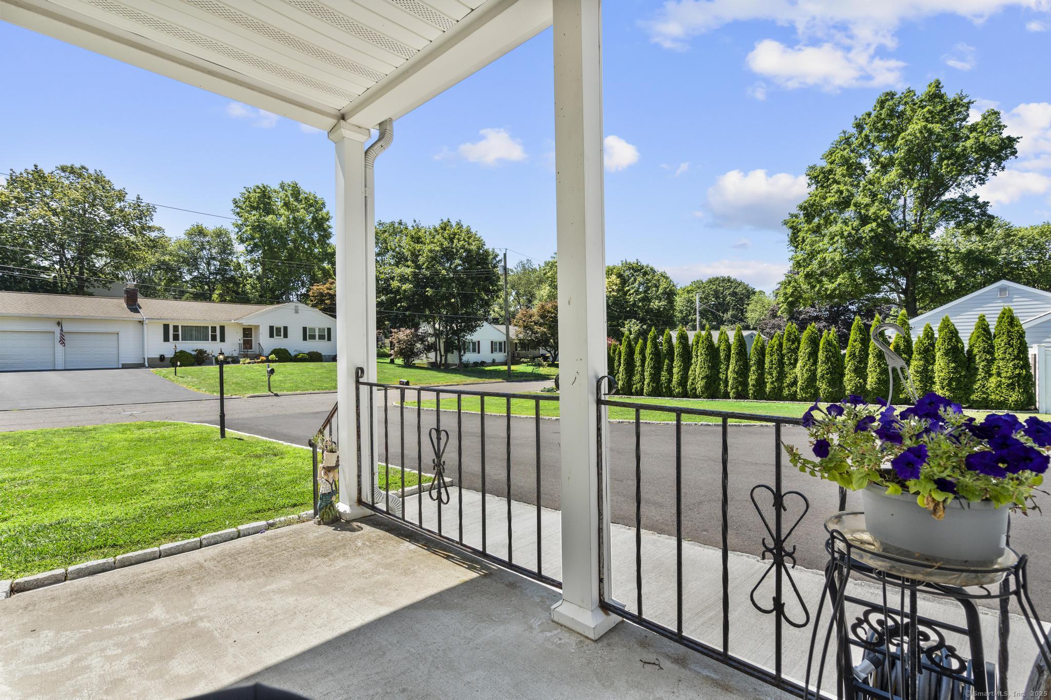 5 Greenfield Drive