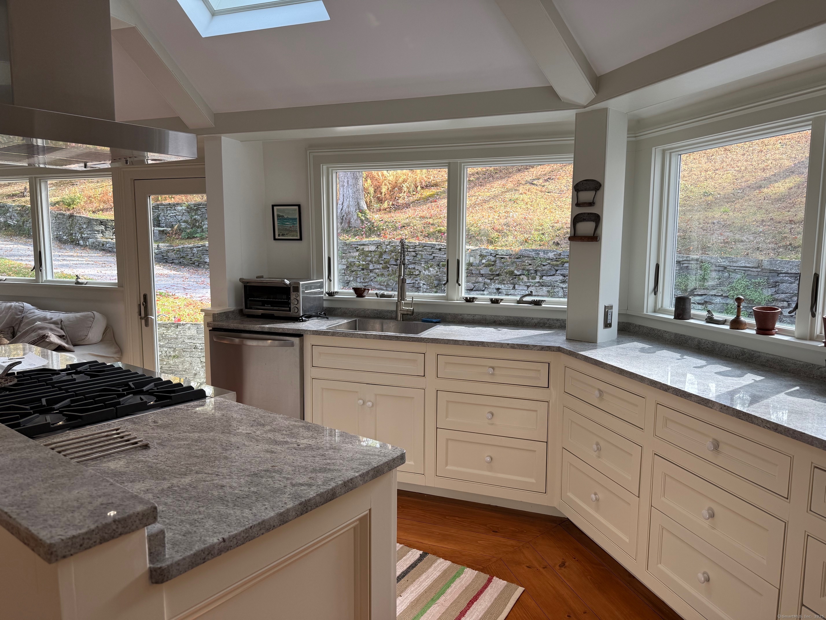 150 Ferry Road Gatehouse