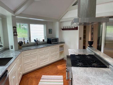 Tiny photo for 150 Ferry Road #Gatehouse, Lyme, CT 06439 (MLS # 24134272)