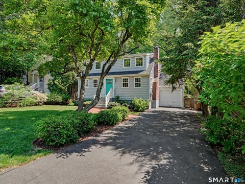 Homes For Sale - 128 Knapp Street<br/> Fairfield County, Stamford, CT 06907