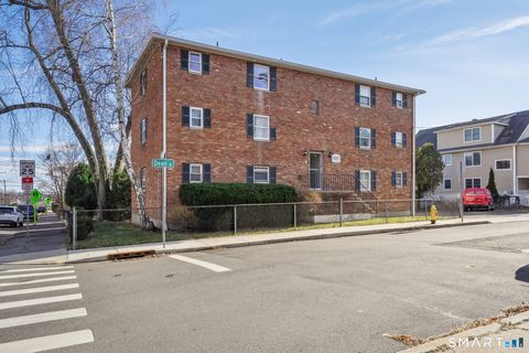 Tiny photo for 3 Dean Street #B2, Stamford, CT 06902 (MLS # 24144130)