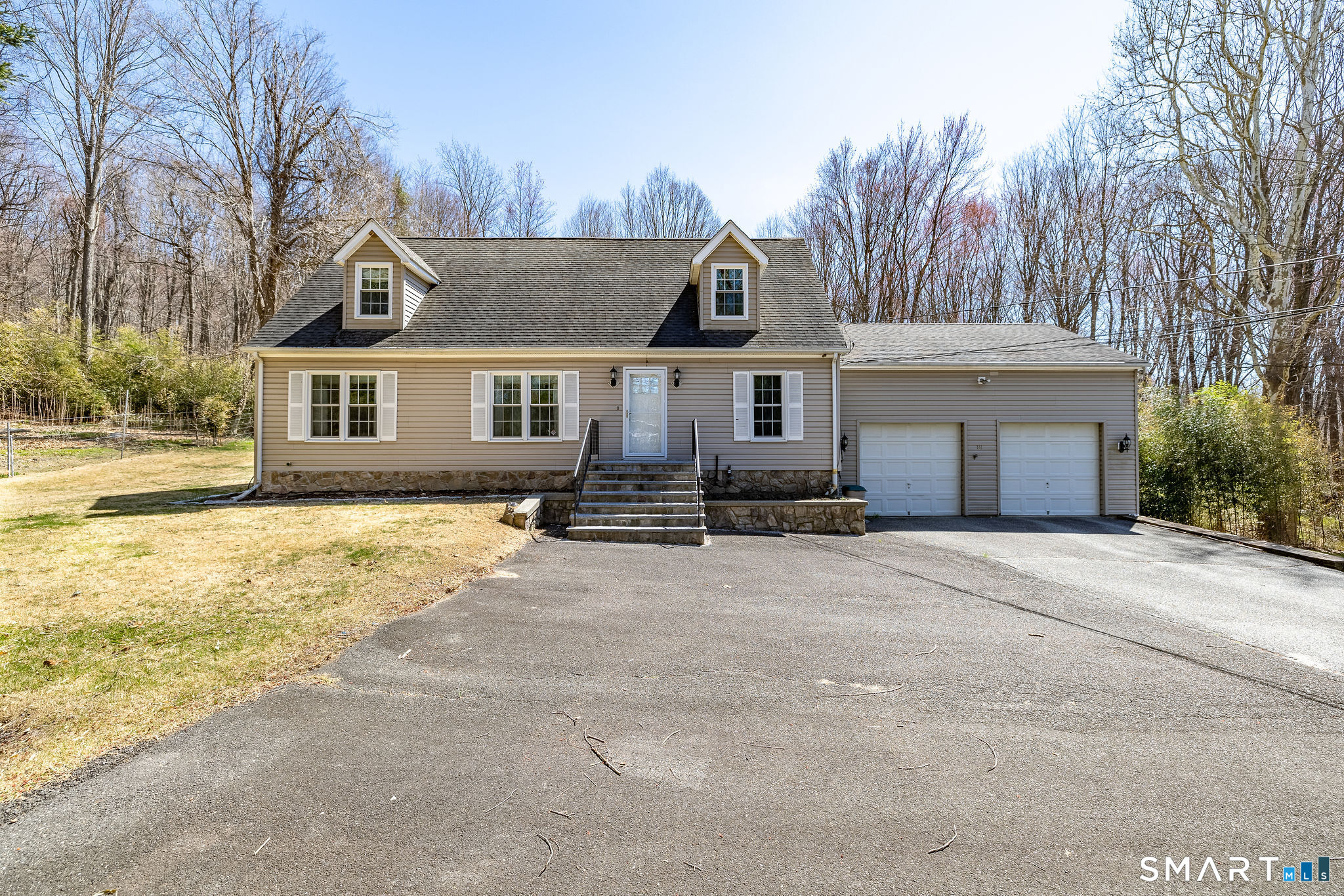 18 Outlook Road