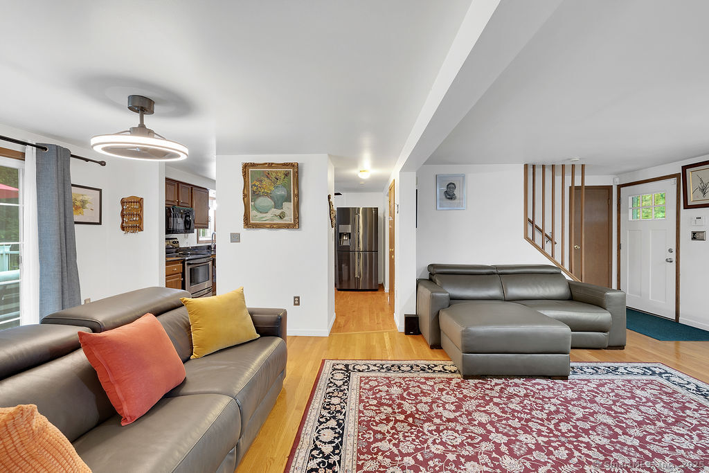 18 Outlook Road