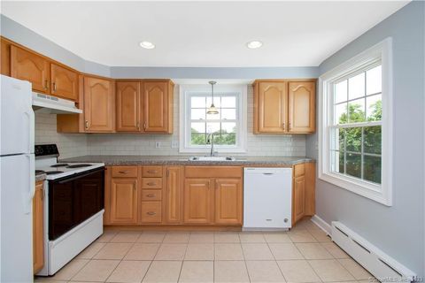 Photo of 983 Black Rock Turnpike, Fairfield, CT 06825 (MLS # 24163207)