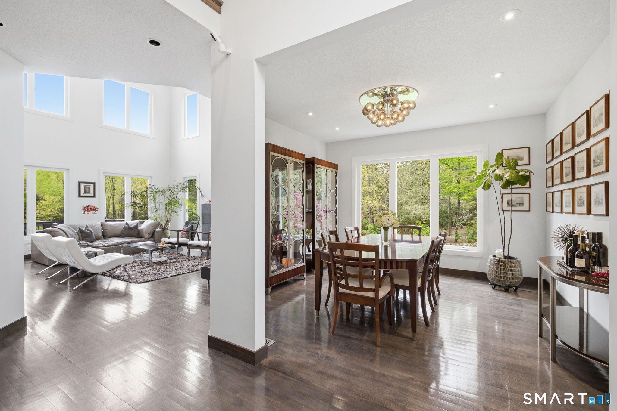 504 Deercliff Road
