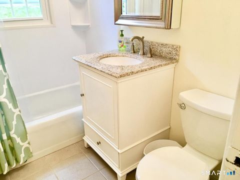 Condo For Rent - 88 Heritage Hill Road #A<br/> New Canaan, CT 06840
