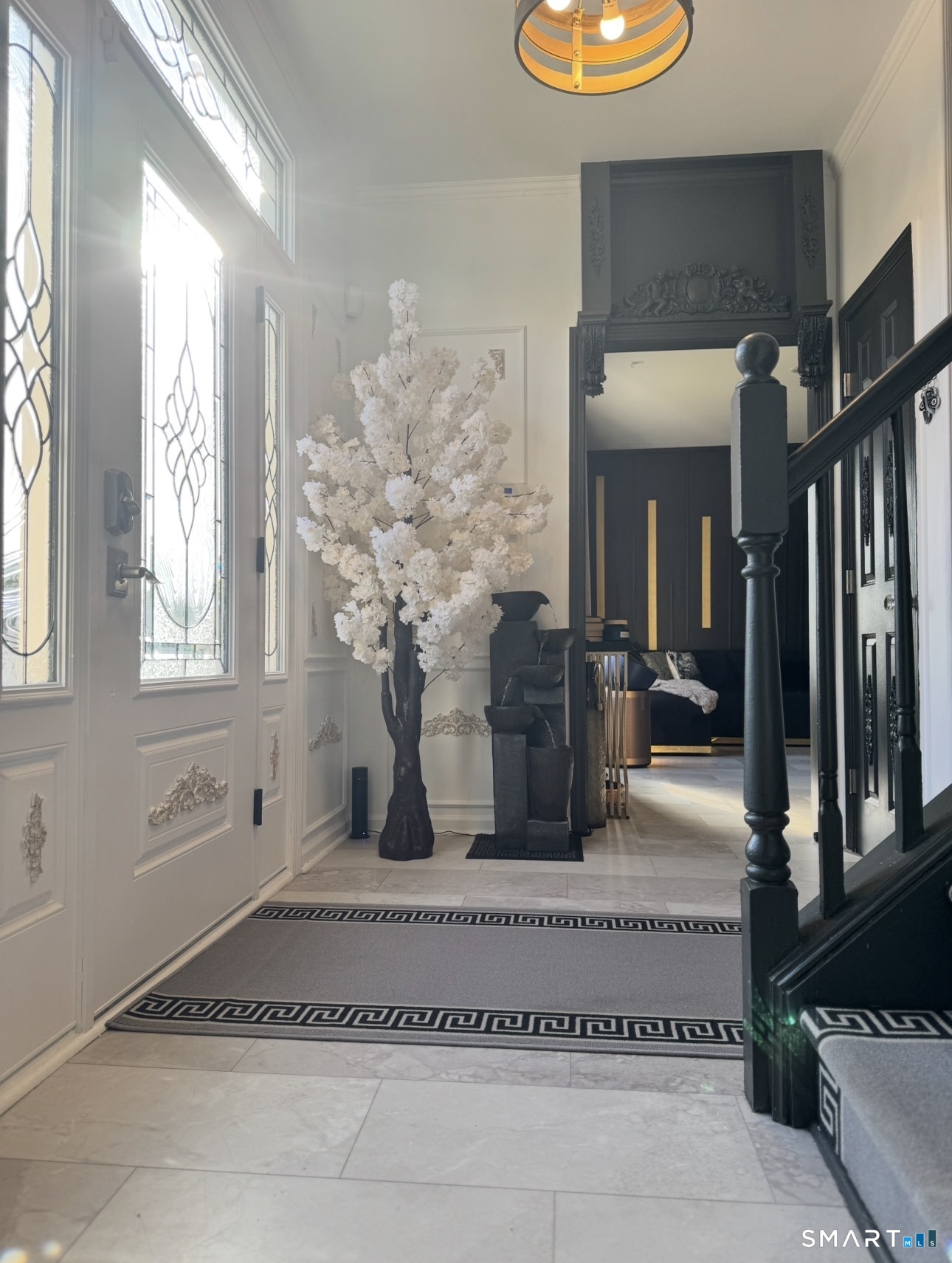 207 Ridgefield Avenue