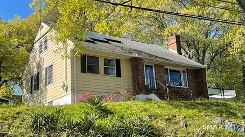 Photo of 310 Douglas Street, Bridgeport, CT 06606 (MLS # 24172547)