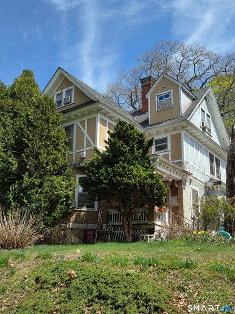 Photo of 376 Farmington Avenue, Waterbury, CT 06710 (MLS # 24170281)