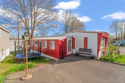 MLS: 24089586
