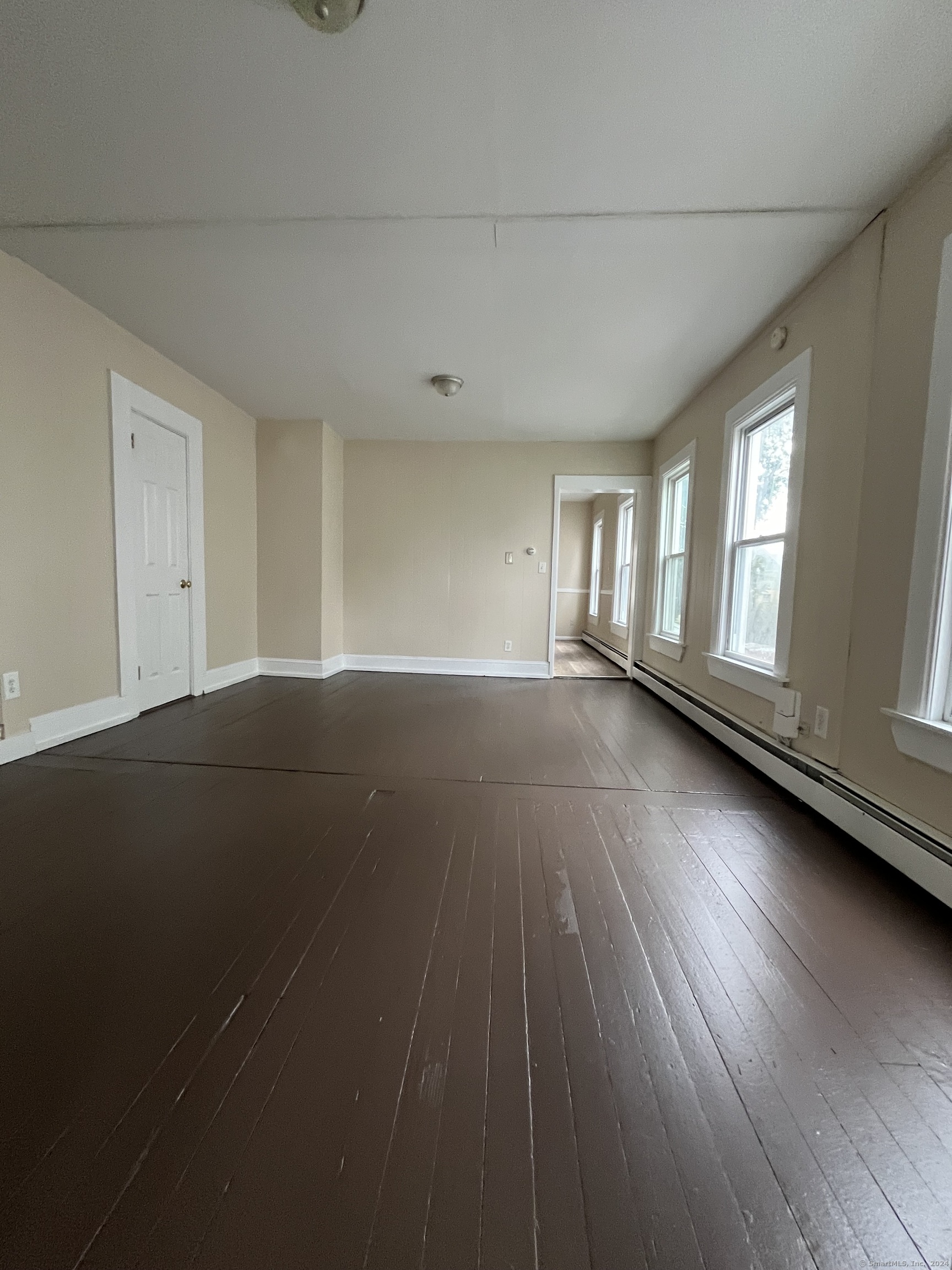 Rental Property at 33 Dewey Street, New Britain, Connecticut - Bedrooms: 2 
Bathrooms: 1 
Rooms: 5  - $1,525 MO.