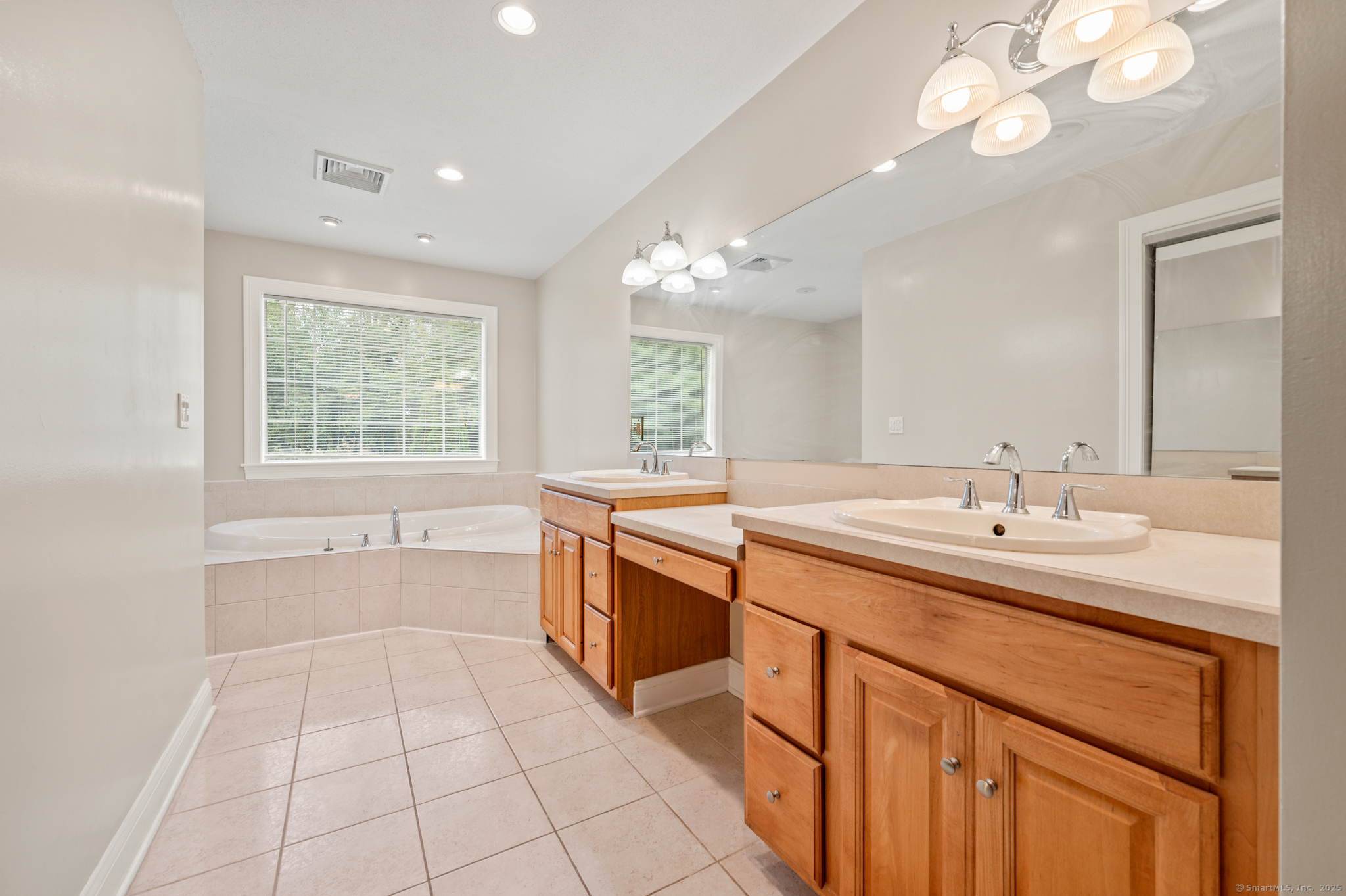 59 Wheeler Farm Road, Watertown, Connecticut image 24