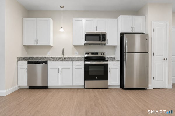 55 STEELE BLVD # 306, BERLIN, CT 06037 - Image d5f61700a1549908d737dd408ffa3a1b/1110164949