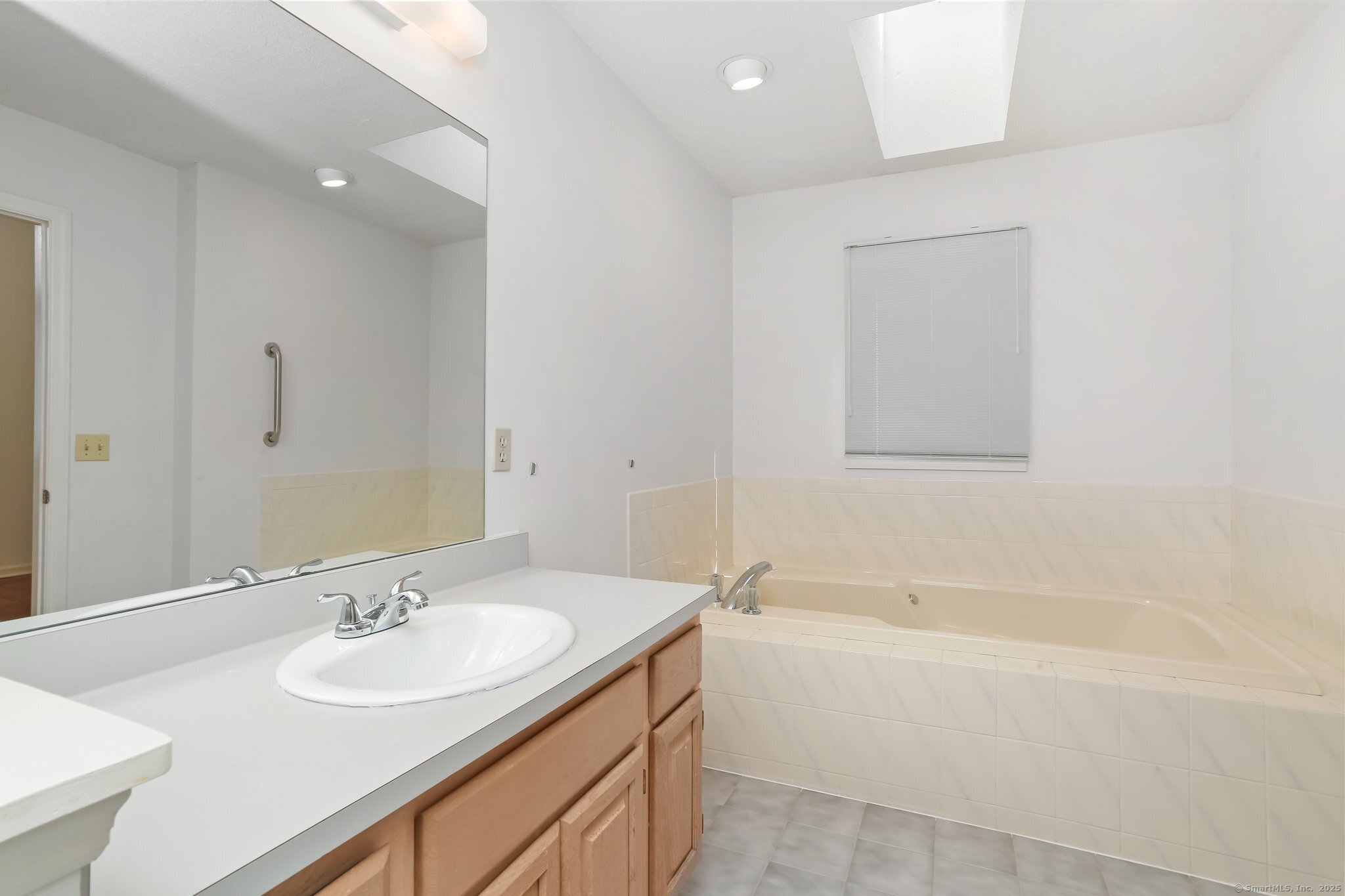 67 Ridgewood Court #67, Shelton, Connecticut image 24