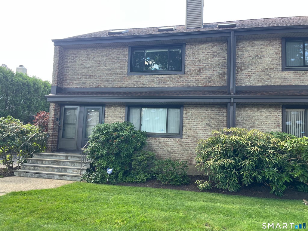 Photo of 2437 Bedford Street #B1, Stamford, CT 06905 (MLS # 24184905)