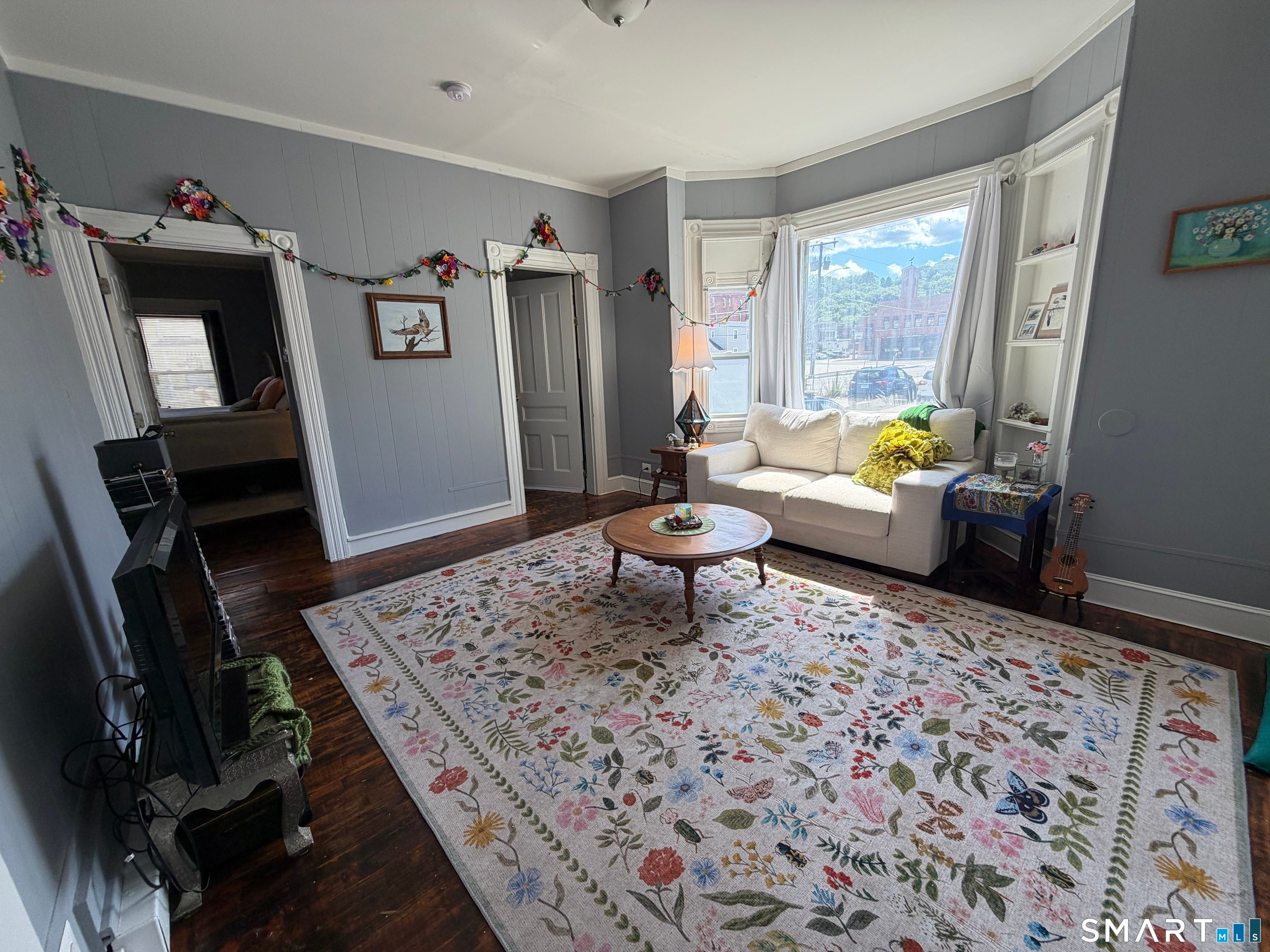 19 Center Street 1R