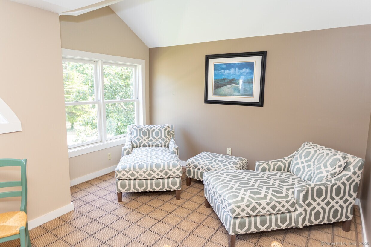 1587 Boston Post Road B-8