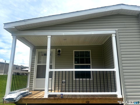 Mobile Home For Sale - 24 Boulder Way<br/> New London County, Ledyard, CT 06339