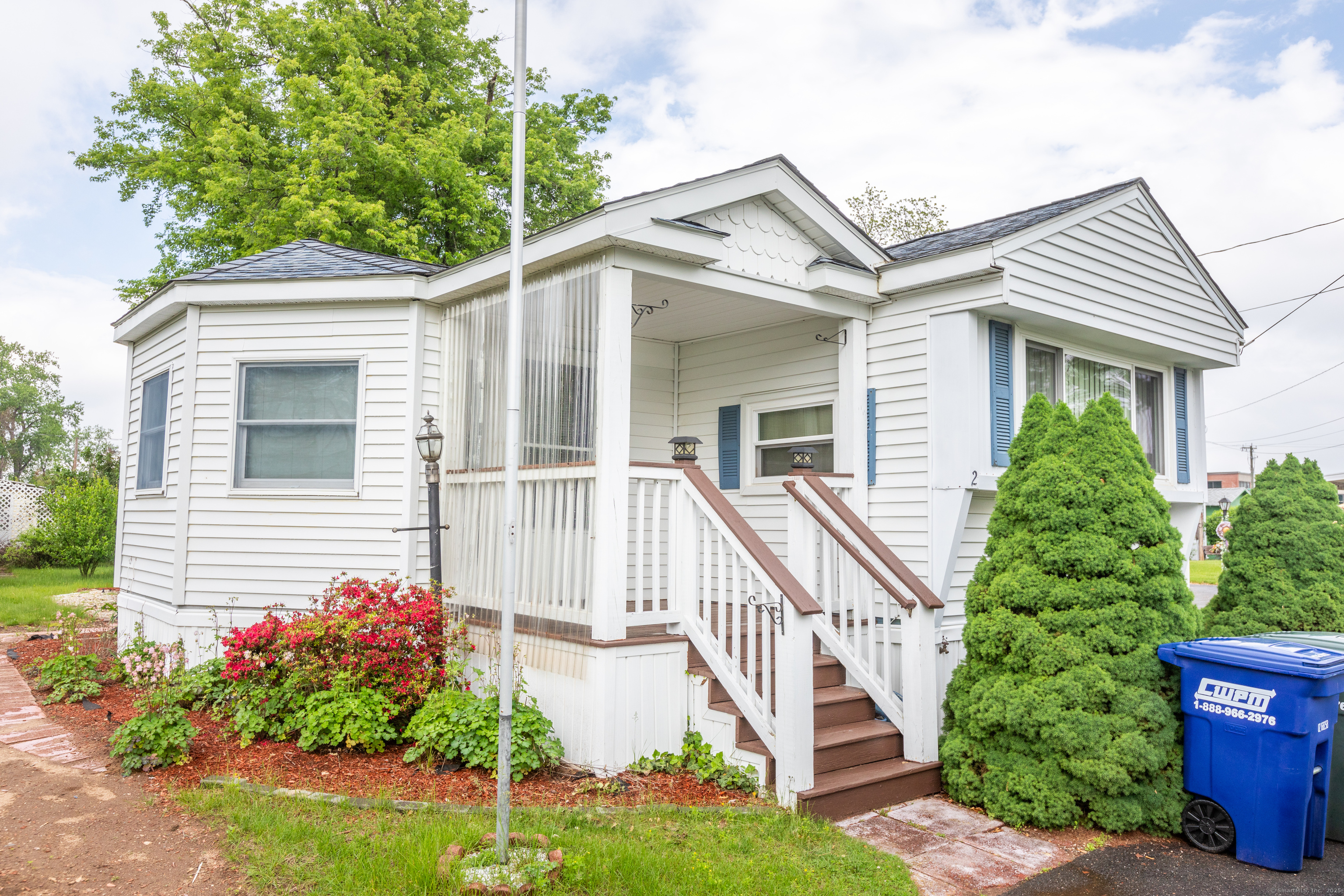 2 Oak Road, Southington, Connecticut image 2