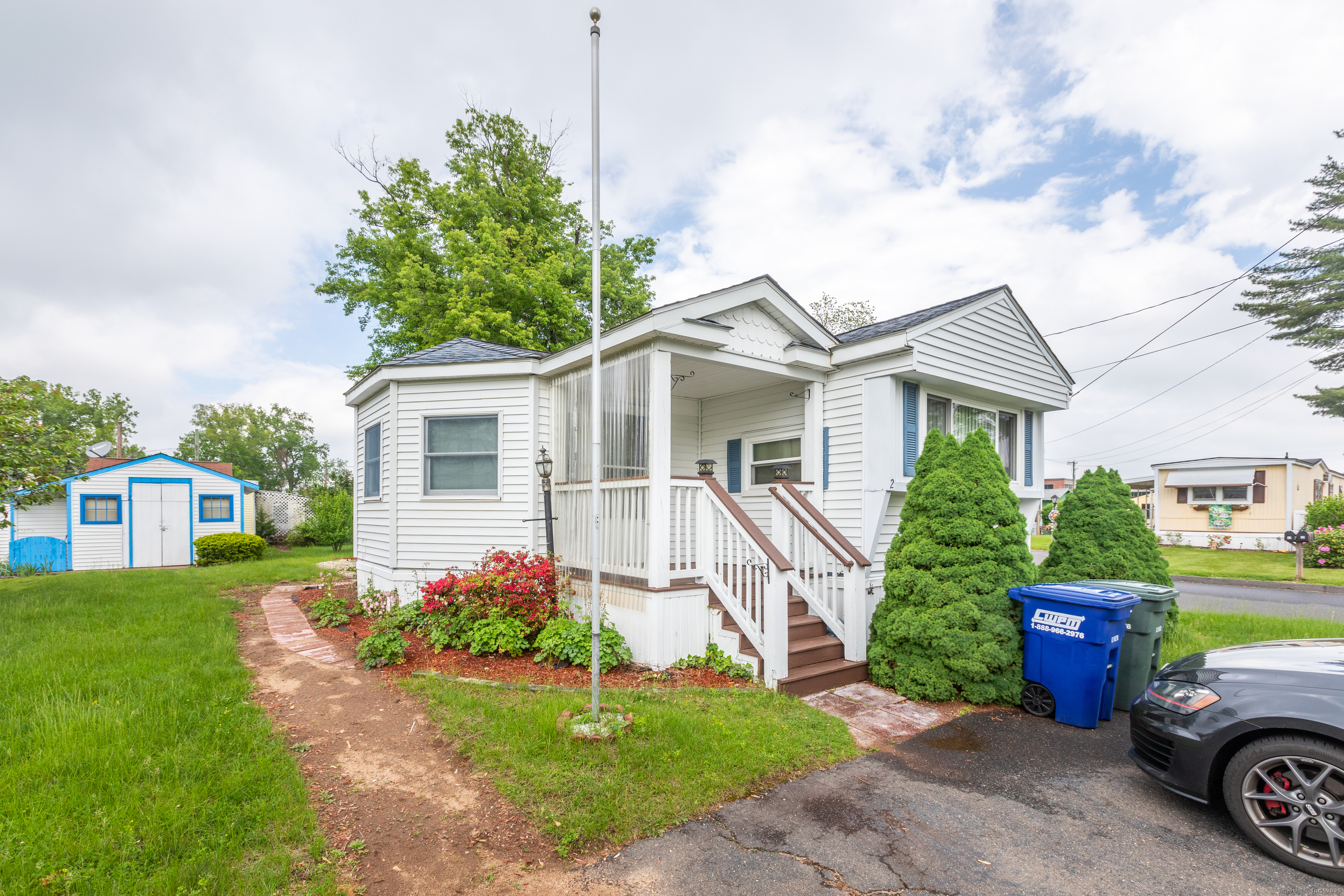 2 Oak Road, Southington, Connecticut image 1