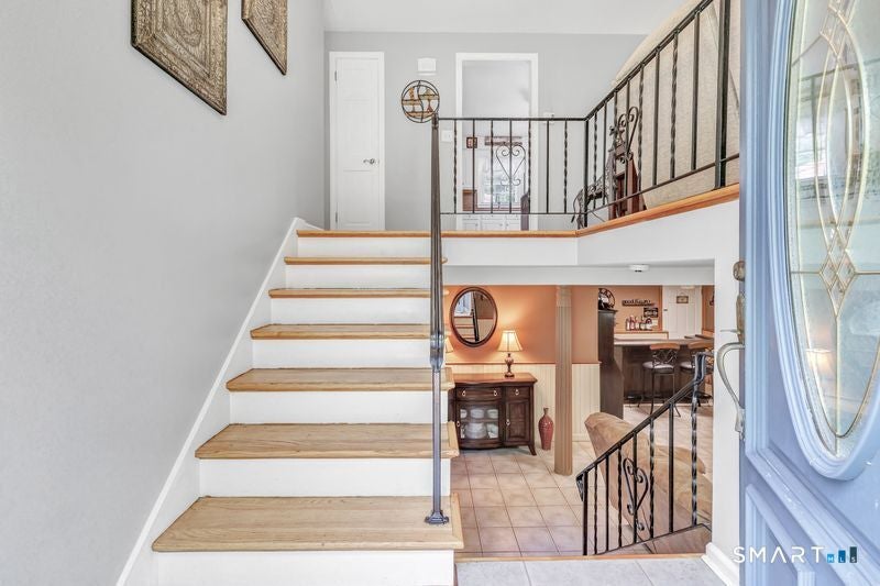 289 New England Road