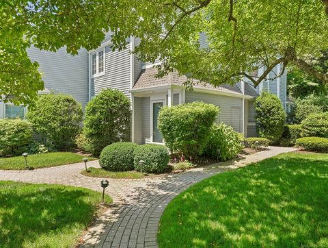 51 Hale Lane 51 Darien CT 06820