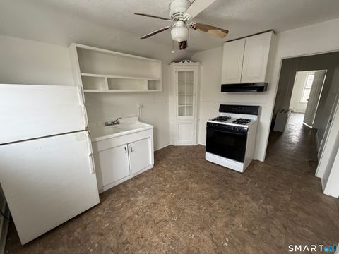 Photo of 571 Baldwin Street, Waterbury, CT 06706 (MLS # 24147519)