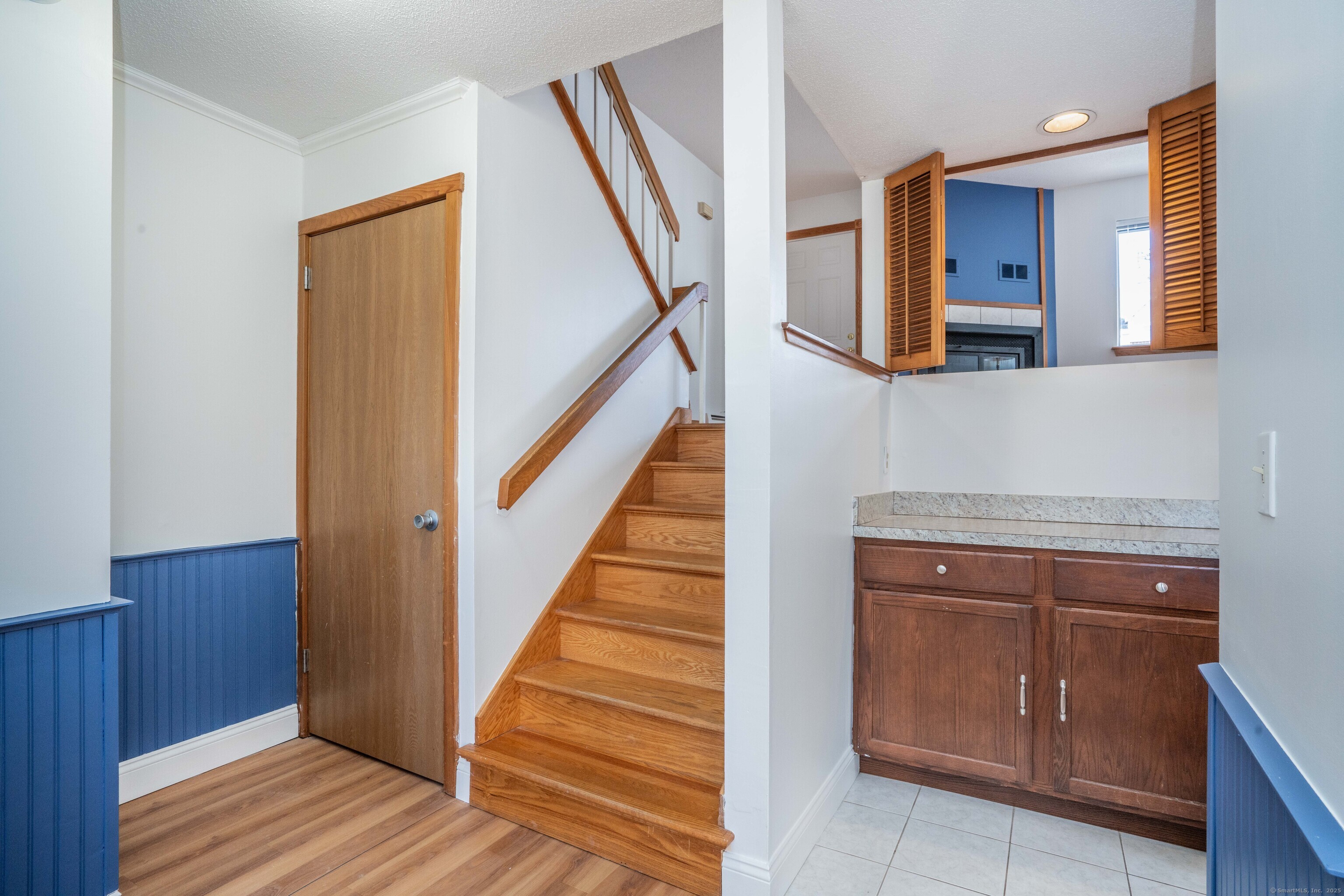 Vernon, Connecticut 06066, United States, 2 Bedrooms Bedrooms, ,2 BathroomsBathrooms,Residential,Pending,80200