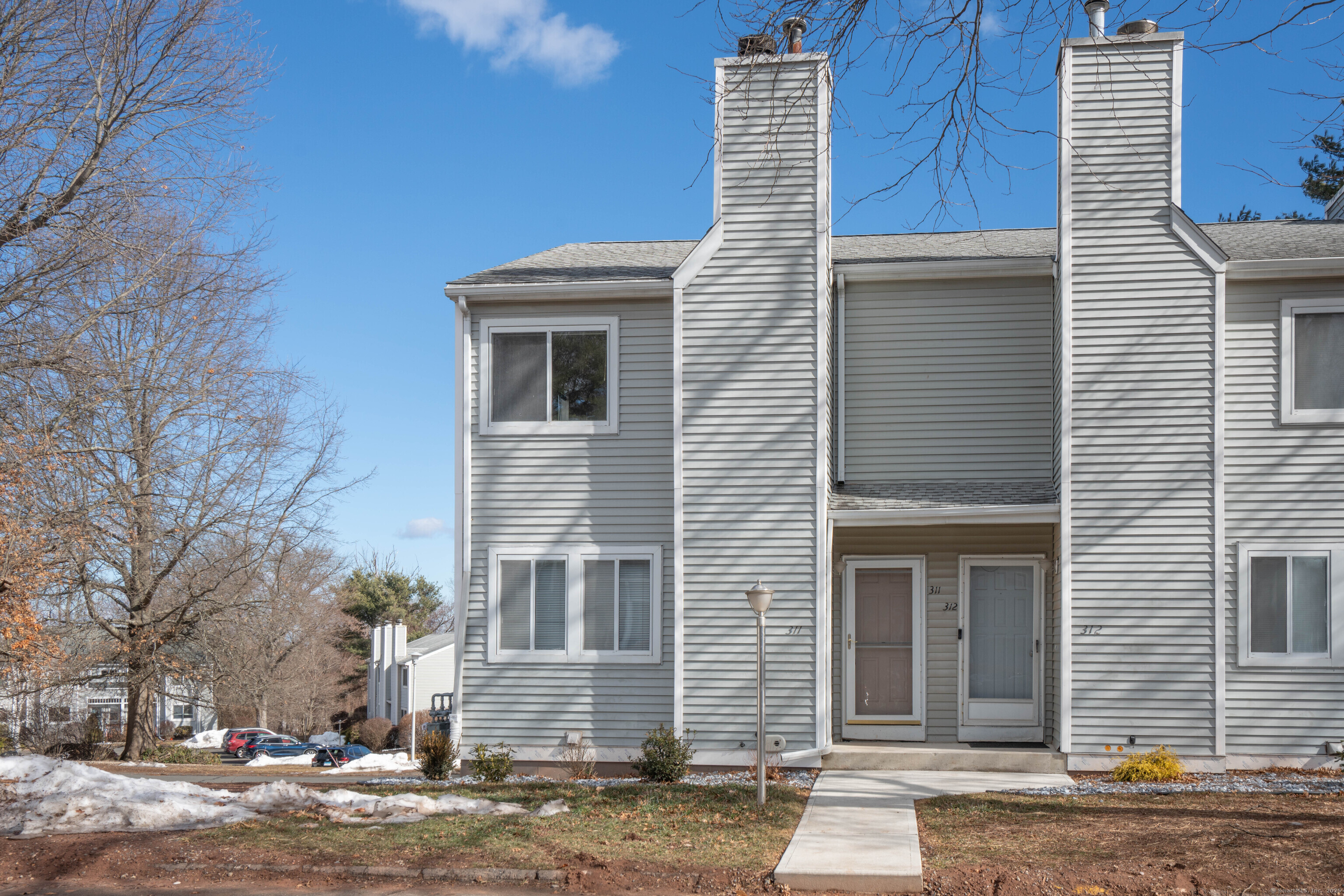 Vernon, Connecticut 06066, United States, 2 Bedrooms Bedrooms, ,2 BathroomsBathrooms,Residential,Pending,80200