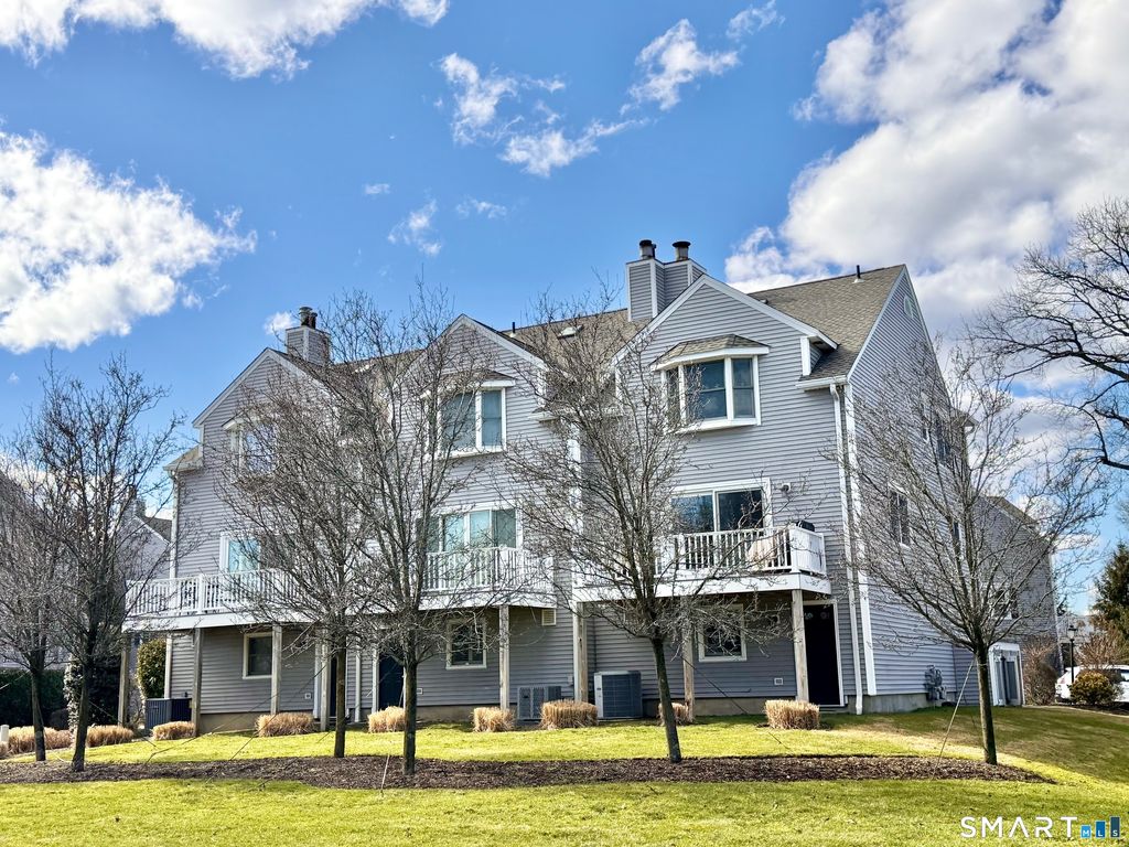 Photo of 3 Ocean Reef Drive #3, Fairfield, CT 06824 (MLS # 24155784)