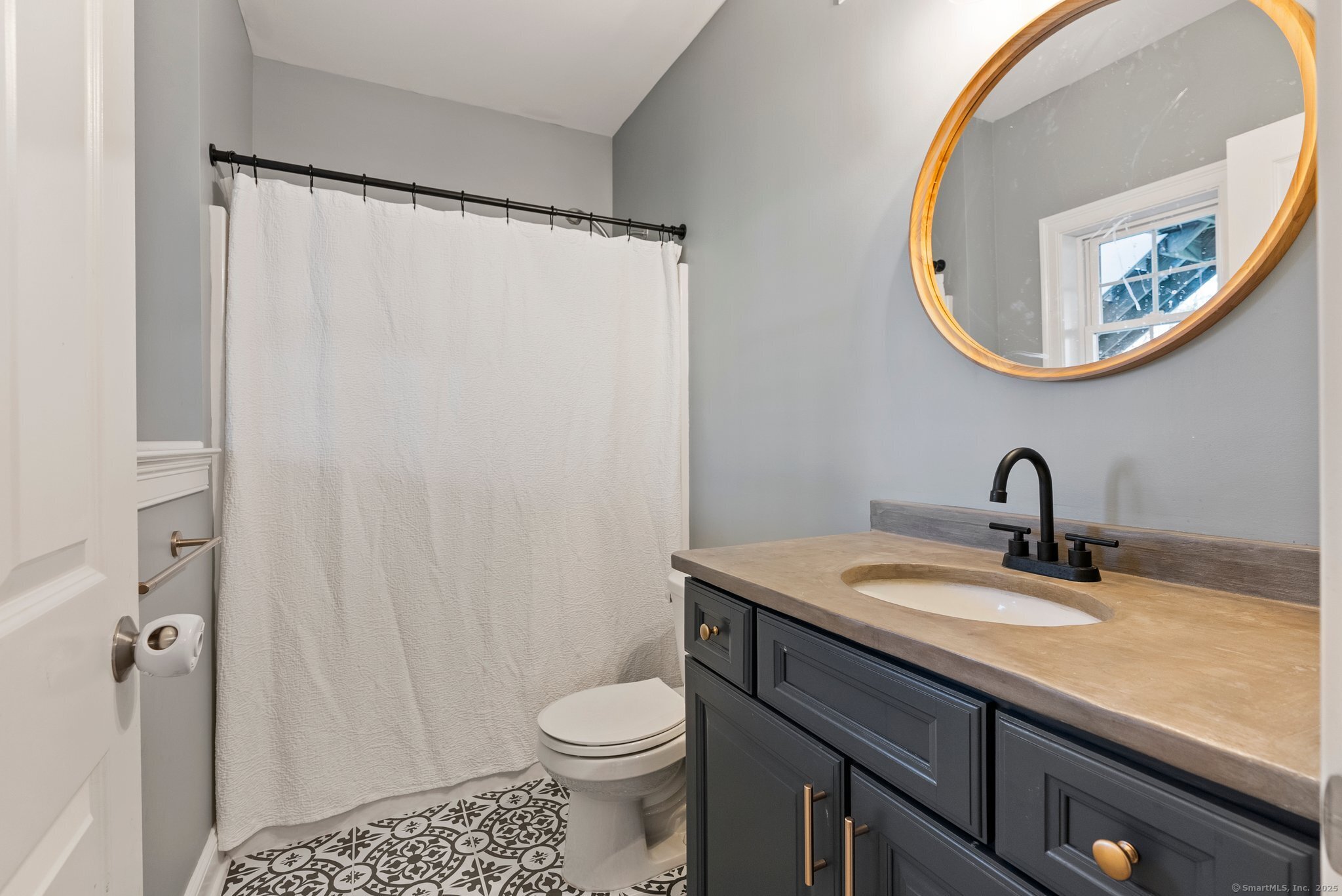 25 W Hills Drive, Avon, Connecticut image 38