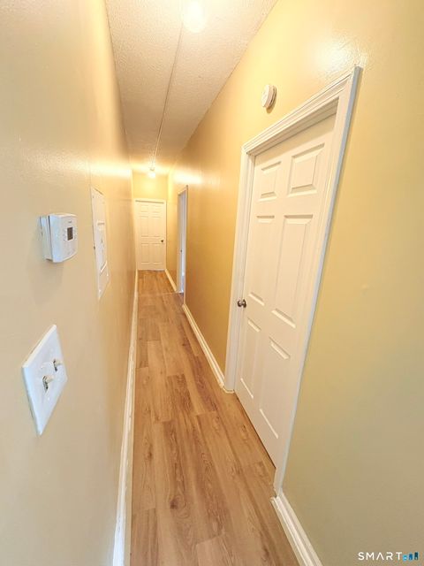 Tiny photo for 202 Bellevue Street #B, Hartford, CT 06120 (MLS # 24149016)