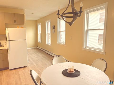 Tiny photo for 202 Bellevue Street #B, Hartford, CT 06120 (MLS # 24149016)