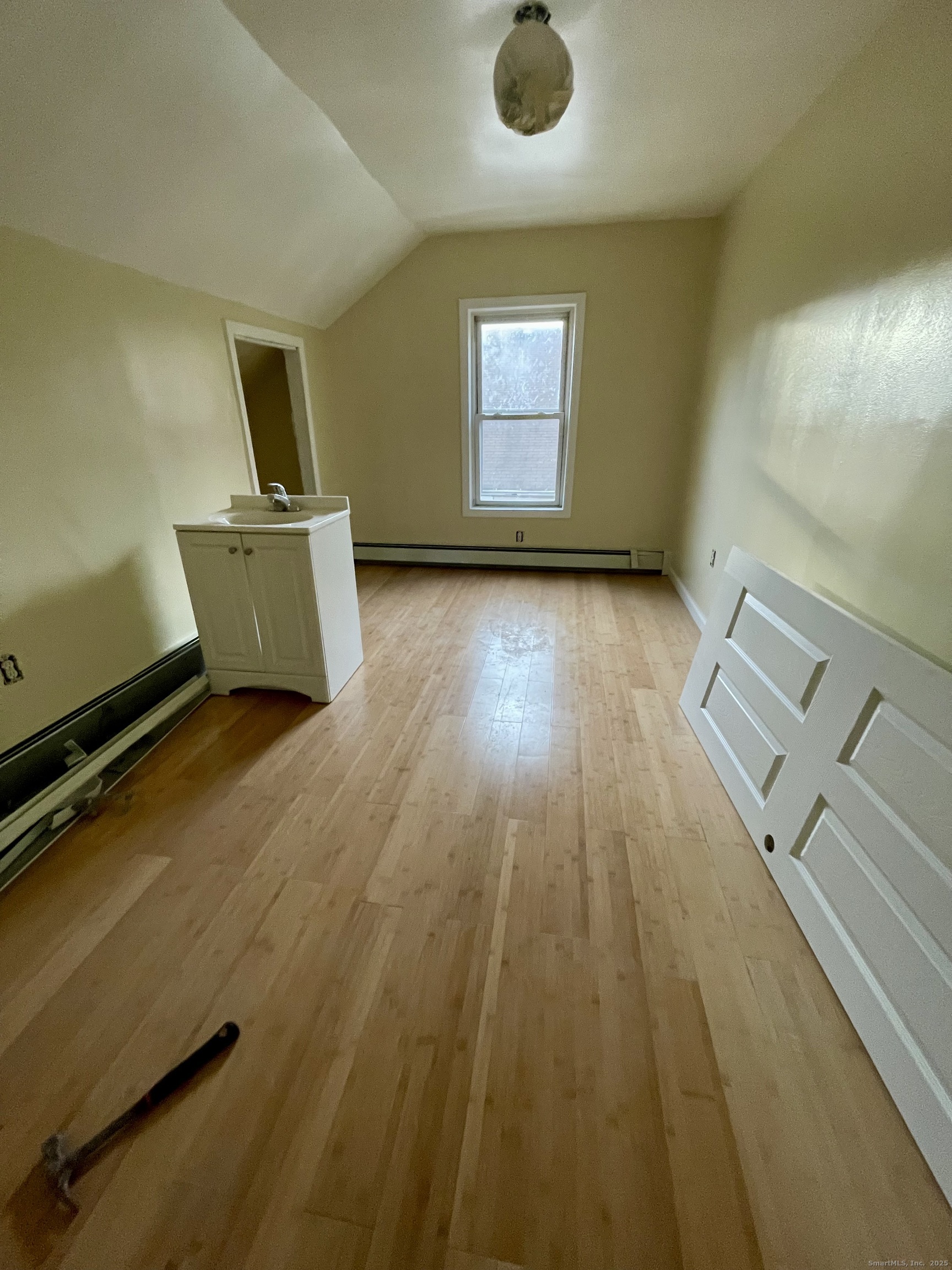 92 West Main Street 7