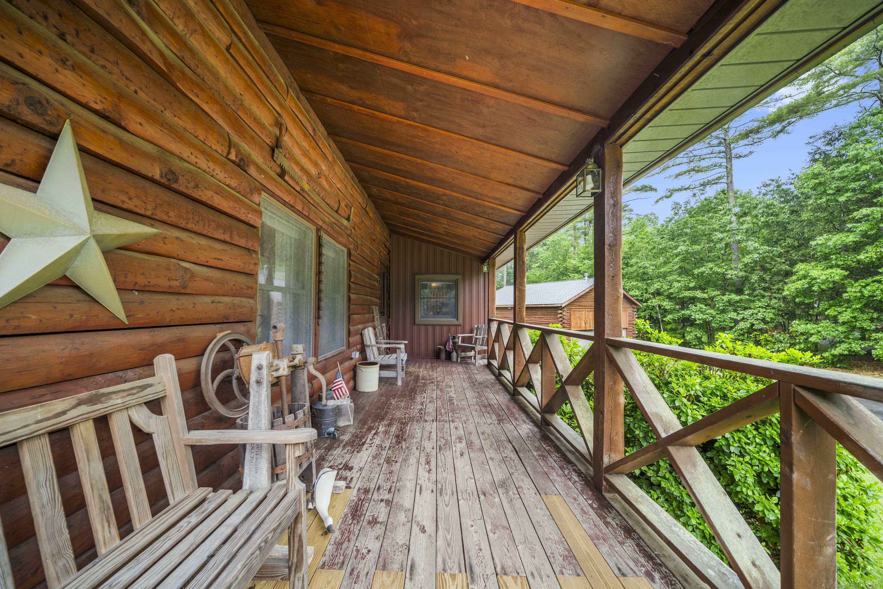 6 Crow Hill Road