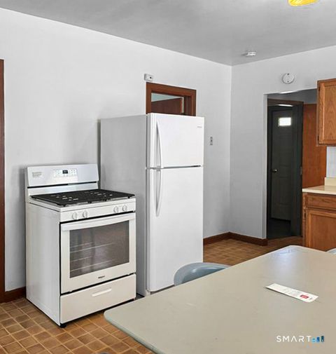 Tiny photo for 532 Carroll Avenue #2, Bridgeport, CT 06607 (MLS # 24150041)