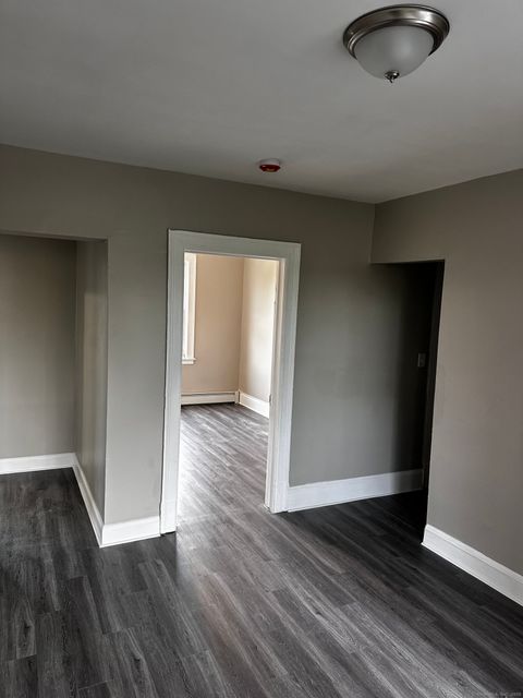 Tiny photo for 19 Colonial Street #3rd Floor, Hartford, CT 06106 (MLS # 24142970)