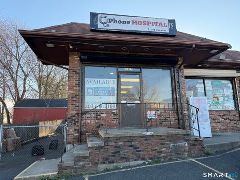 Tiny photo for 1375 Madison Avenue #5, Bridgeport, CT 06606 (MLS # 24209350)