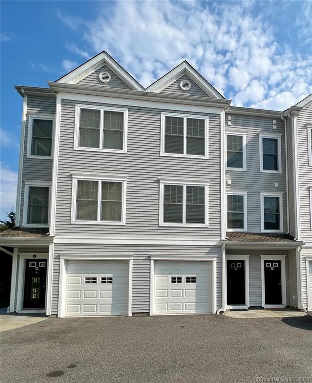 318 Copper Square Drive 318