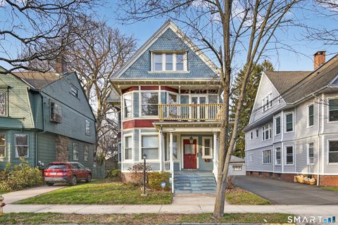 Photo of 339 Willow Street #1, New Haven, CT 06511 (MLS # 24187197)