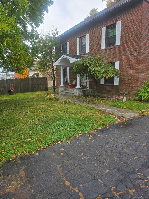 Photo of 34 New Haven Avenue, Waterbury, CT 06708 (MLS # 24135721)