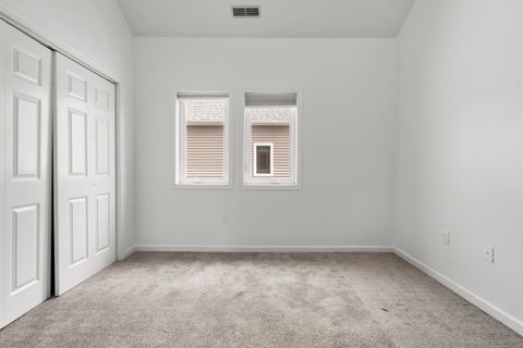 Tiny photo for 2660 North Avenue #238, Bridgeport, CT 06604 (MLS # 24153609)