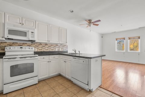 Tiny photo for 2660 North Avenue #238, Bridgeport, CT 06604 (MLS # 24153609)