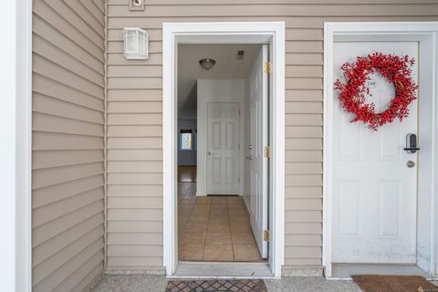 Tiny photo for 2660 North Avenue #238, Bridgeport, CT 06604 (MLS # 24153609)