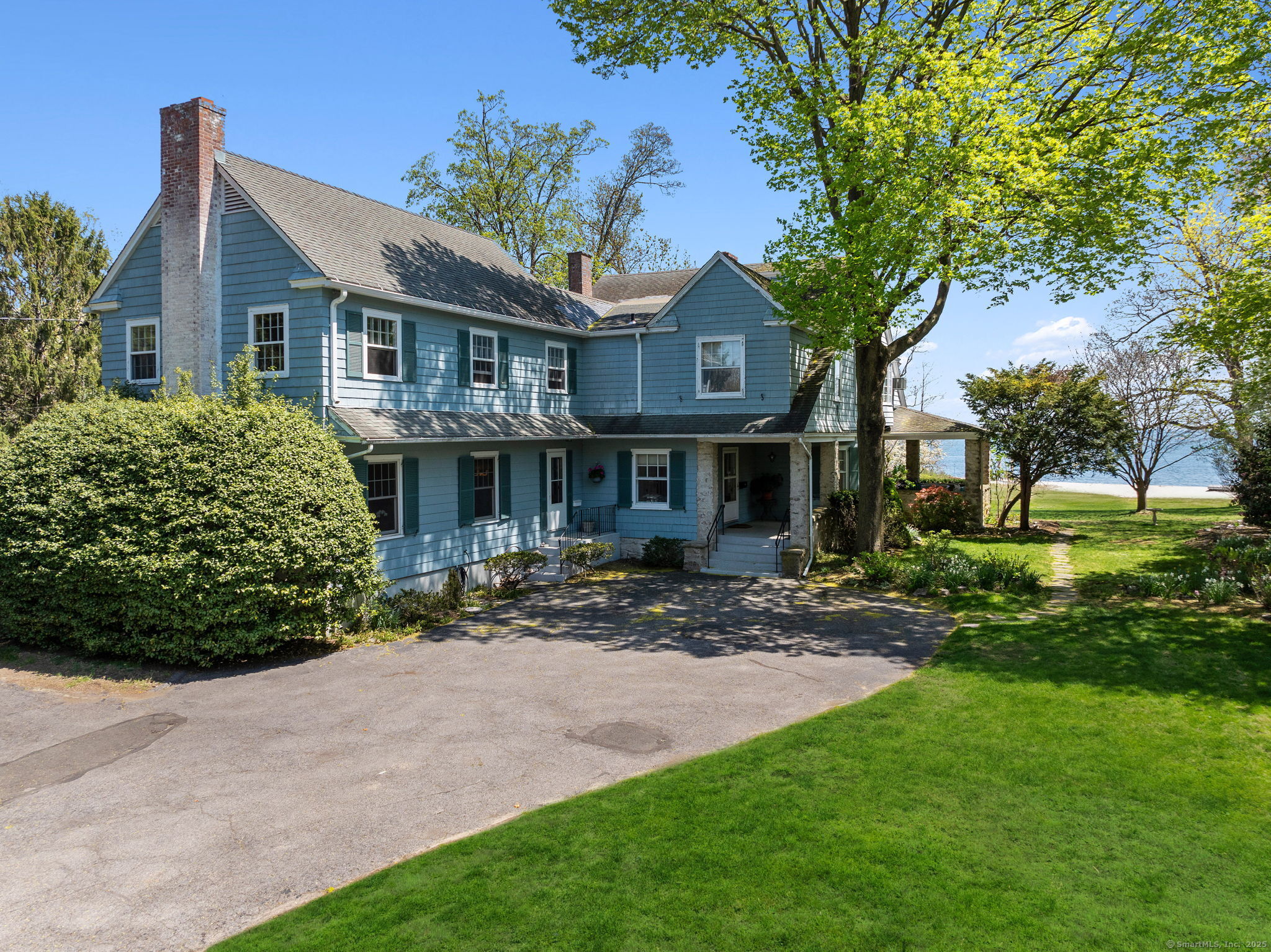 86 Wallacks Drive, Stamford, Connecticut image 3