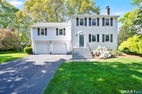 Photo of 347 Great Swamp Road, Glastonbury, CT 06033 (MLS # 24172837)
